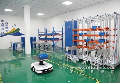 生態(tài)特色智慧物流 培育復(fù)合型技術(shù)服務(wù)精英的新興專業(yè)